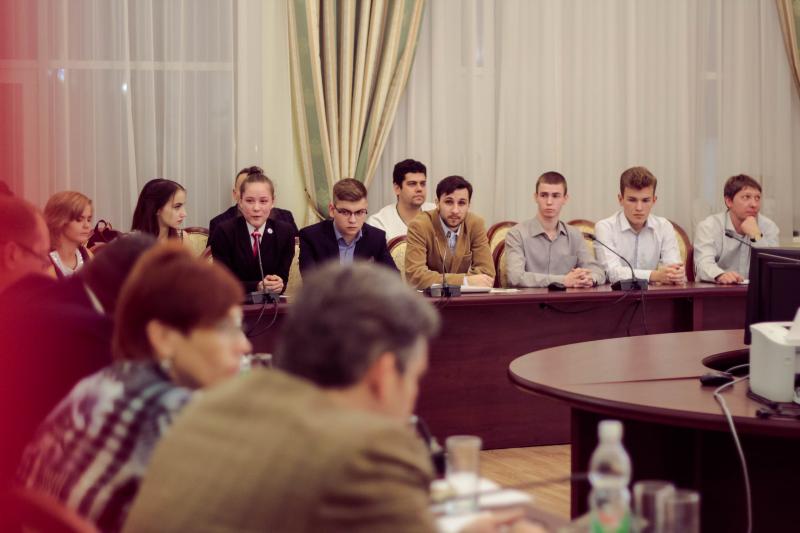 Студенты Дзержинского филиала РАНХиГС успешно прошли отбор в новый созыв Молодёжной Администрации города Дзержинска