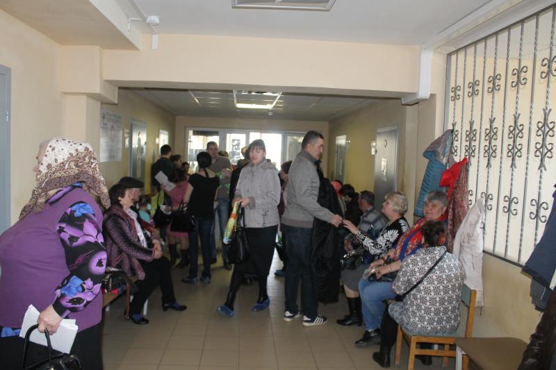 Воронежские активисты ОНФ обеспокоены проблемой очередей в Новоусманской районной больнице