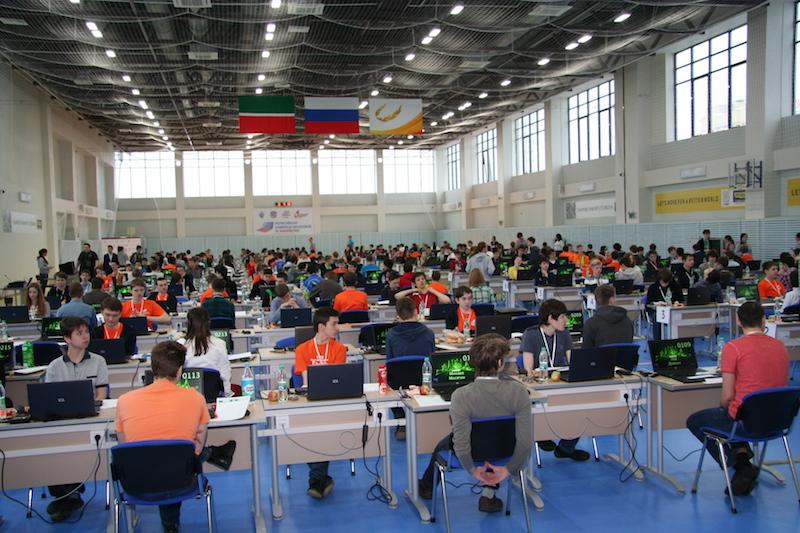 Финал Всероссийской олимпиады по информатике выигрывают московские школьники
