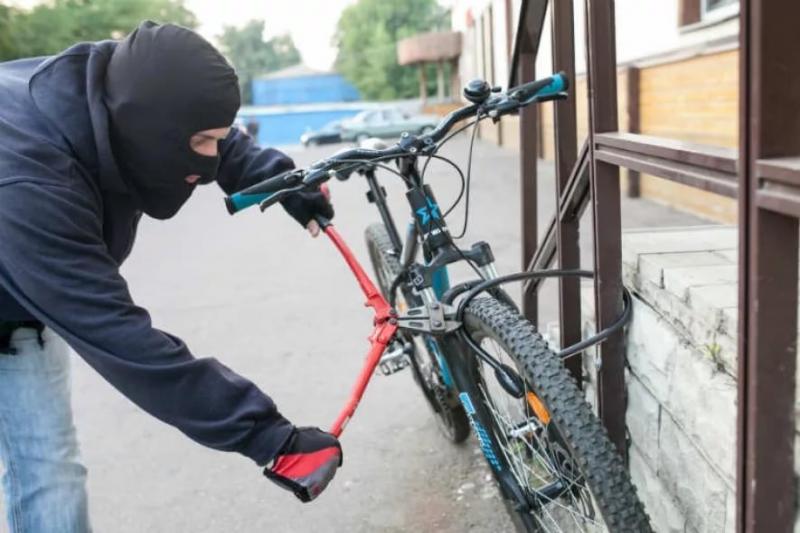 В Зеленограде сотрудники полиции задержали подозреваемого в краже велосипеда
