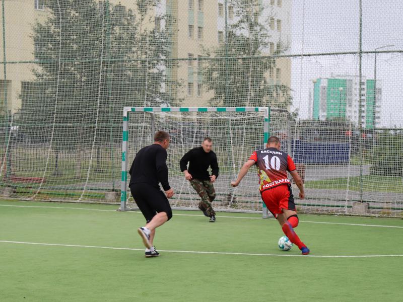 В Ханты-Мансийске среди подразделений Росгвардии состоялся турнир по мини-футболу