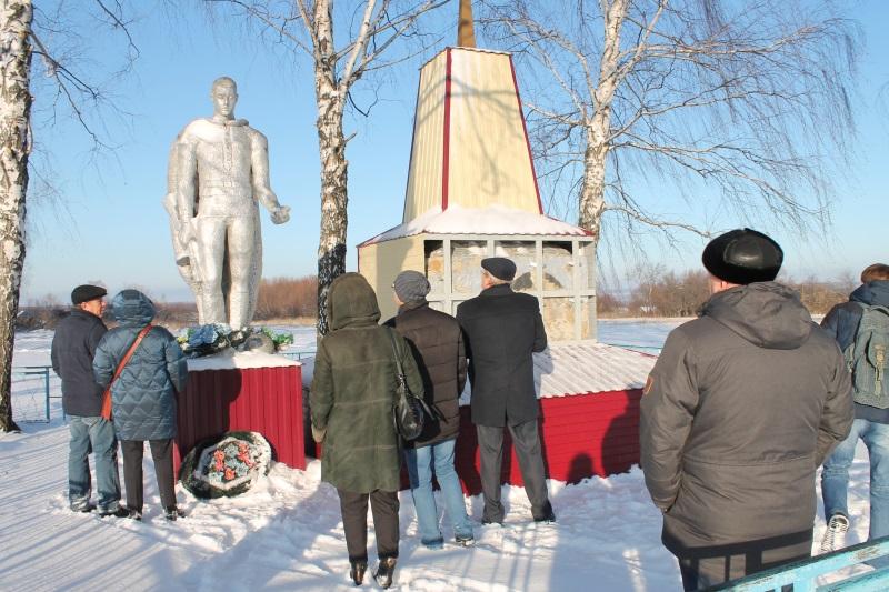 ОНФ в Мордовии направил властям района предложения по ремонту памятника в селе Спасские Мурзы
