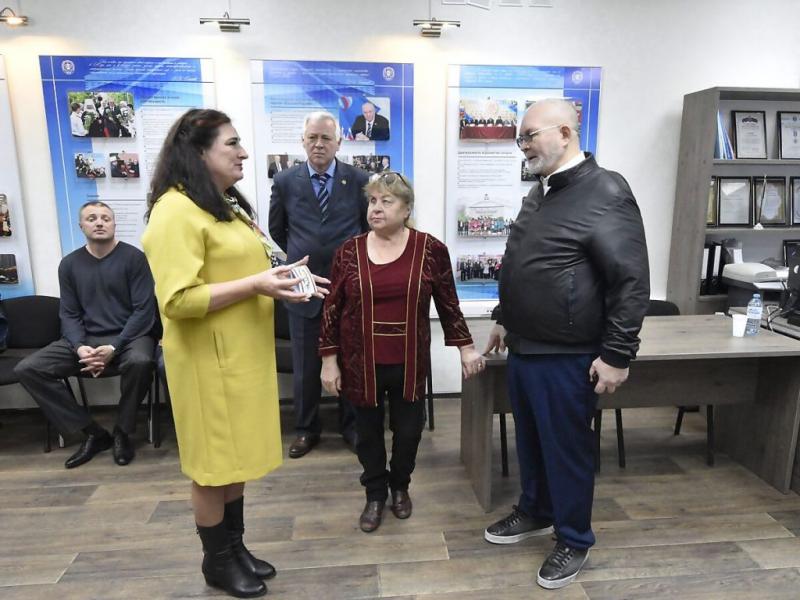 Владимир Семенов призвал общественников к участию в грантовом конкурсе губернатора