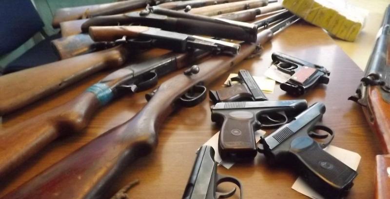 Жители Карелии добровольно сдали более 20 единиц огнестрельного оружия
