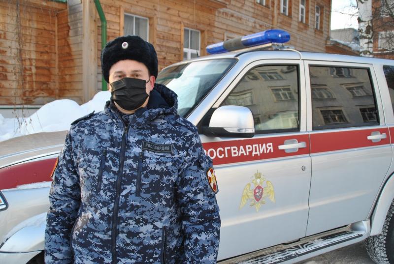 В Кирове росгвардейцы задержали гражданина, подозреваемого в хулиганстве