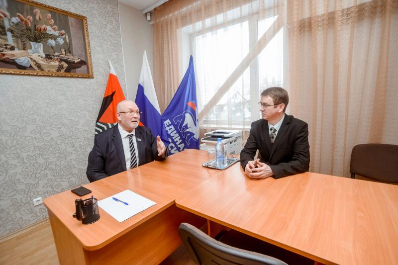 Владимир Семенов провел встречу с главой сельского поселения