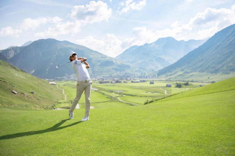 Поле для гольфа Andermatt Swiss Alps получило сертификат GEO.