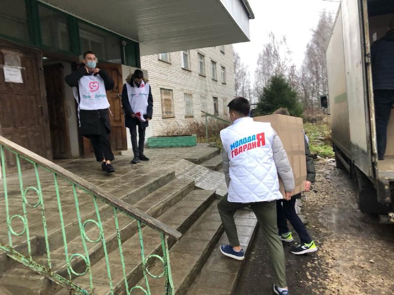 Активисты Собинского отделения МГЕР помогают врачам