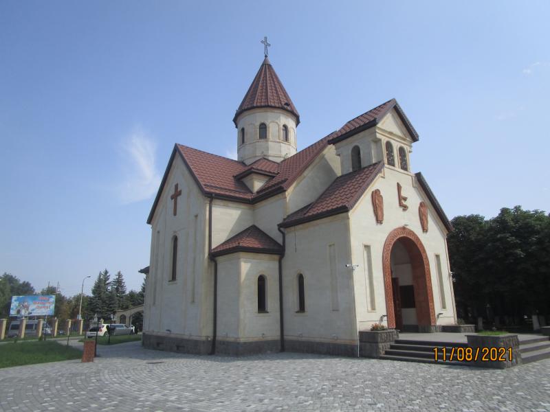 Армянская церквь Сурб (Святой) Рипсимэ в Ессентуках. Фоторепортаж