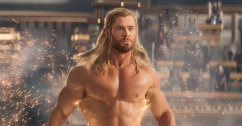 How Chris Hemsworth gained 18 kg. Training and nutrition for Thor 4 Love & Thunder - A CLOSER LOOK
