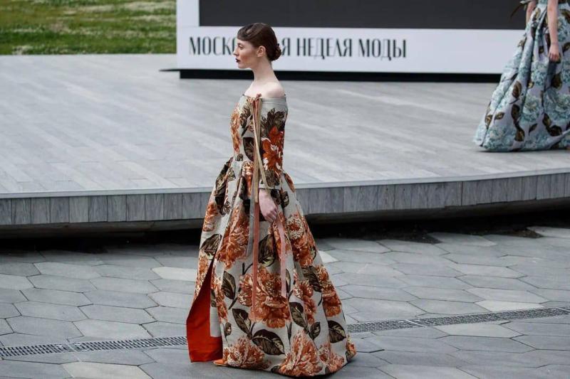 Дизайнер из Реутова представил новую коллекцию на Московской неделе моды