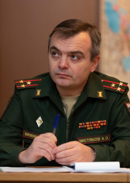 Интервью руководителя Департамента эксплуатационного содержания и обеспечения коммунальными услугами воинских частей и организаций Минобороны России
