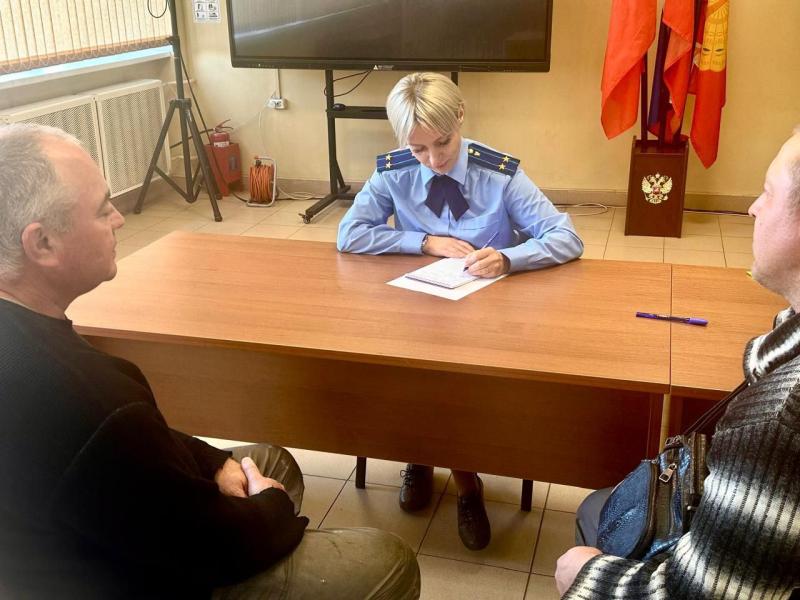 Заместитель Московско-Курского транспортного прокурора провел личный прием граждан в г.о. Серпухов Московской области