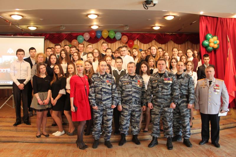 Сотрудники Росгвардии по Московской области встретились с подмосковными школьниками
