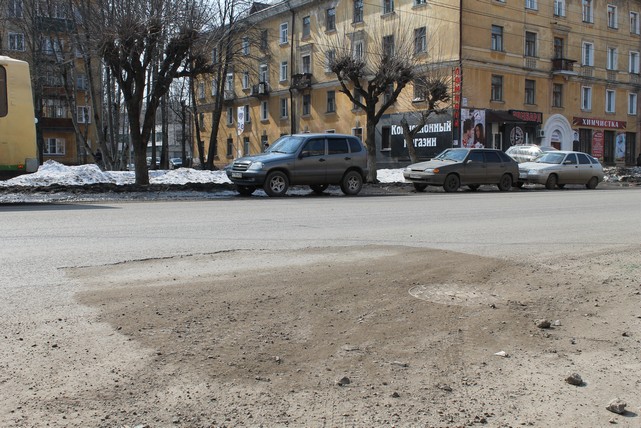ОНФ выявил множество дефектов на отремонтированных меньше года назад дорогах Кировской области