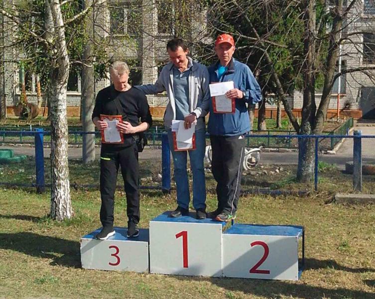 Студенты и сотрудники Дзержинского филиала РАНХиГС приняли участие в областных легкоатлетических соревнованиях в городе Бор